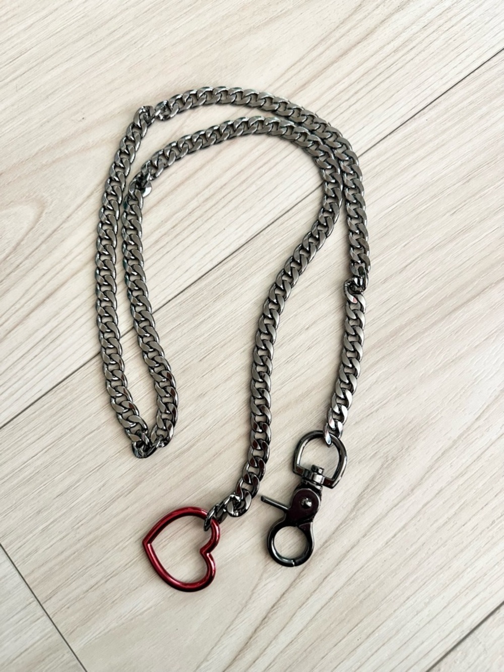Silver heart chain collar necklace
